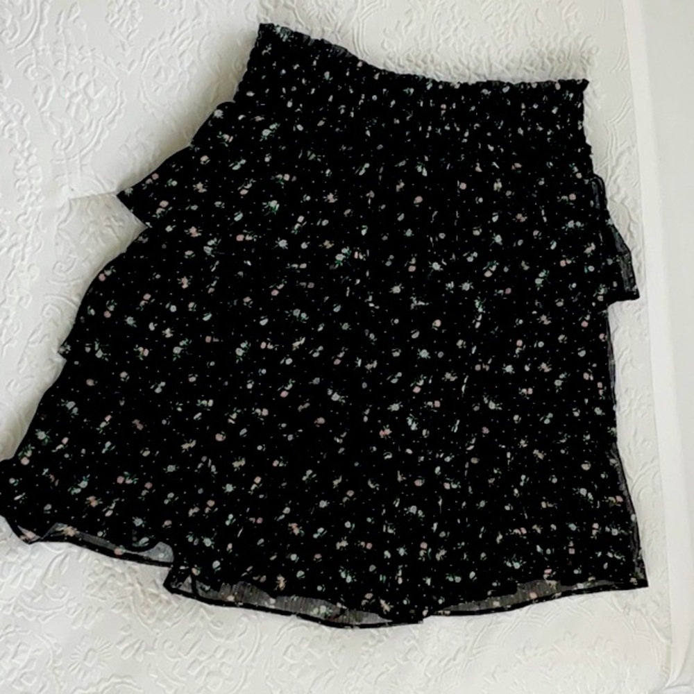 Floral ruffle skirt